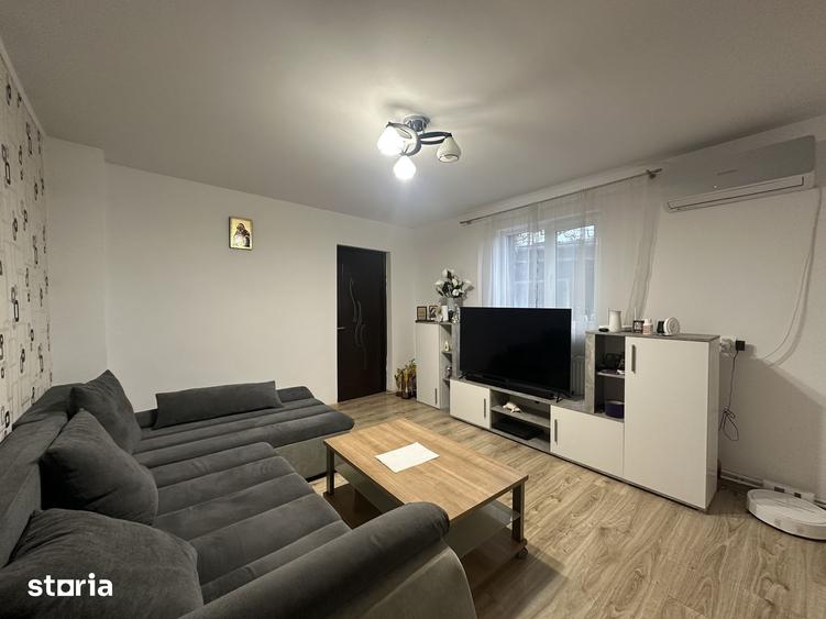 Casă cu 4 camere cu Teren 380 Mp în Traian