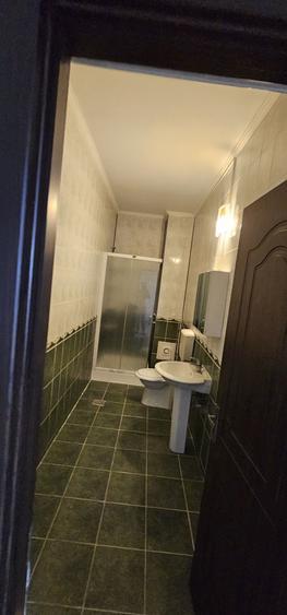 Casă cu 4 camere cu Teren 300 Mp în Berceni