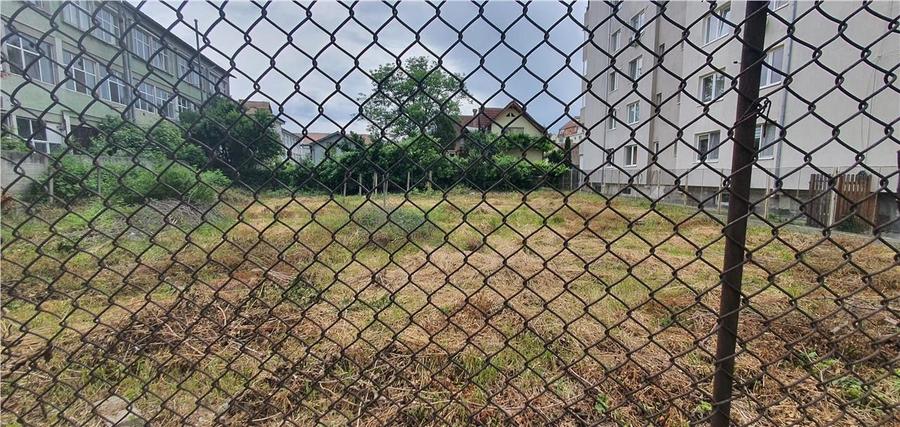 Teren Construcții intravilan de 965 mp, în Aeroport