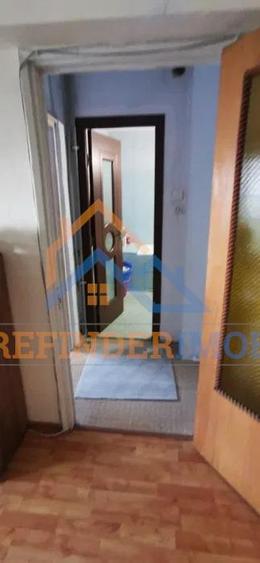 Apartament cu 2 camere semidecomandat, mobilat în Olteniței