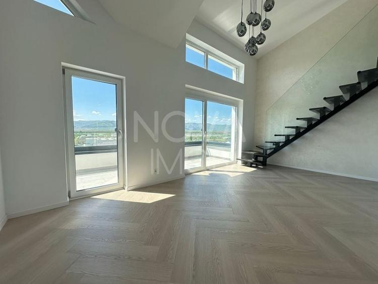 Apartament cu 3 camere decomandat, mobilat în Exterior Nord