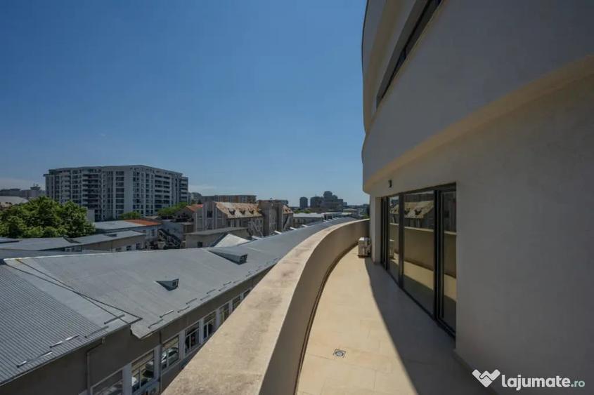 Apartament cu 6 camere decomandat în Timpuri Noi