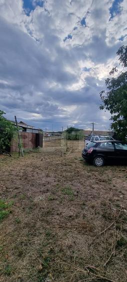 Casă individuală cu 2 camere cu Canalizare în Luncani
