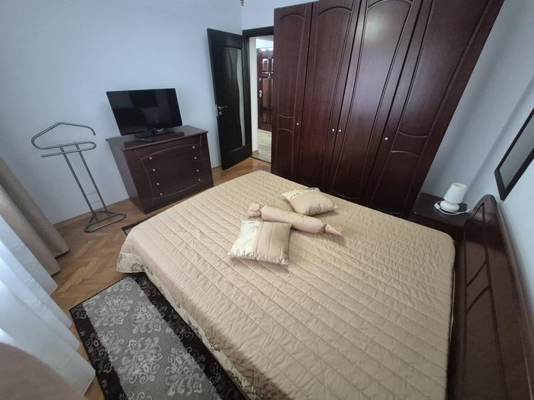 Apartament cu 2 camere decomandat în Faleza Nord