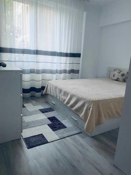 Apartament 3 camere decomandat strada Huedin - 1