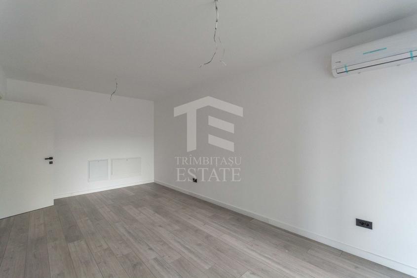 Apartament cu 2 camere decomandat în Titan