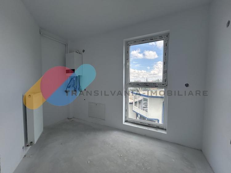 Apartament cu 3 camere semidecomandat în Mărăști — fotografia 2