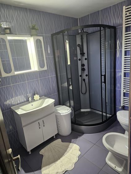 Casă cu 3 camere cu Teren 408 Mp în Central