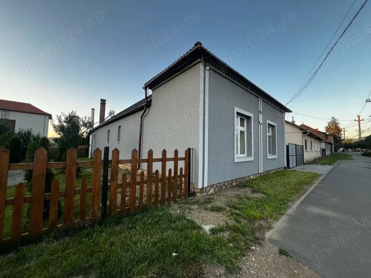 Casă cu 4 camere în Central