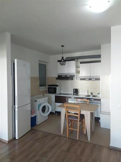 Apartament cu 2 camere decomandat, mobilat în Bună Ziua