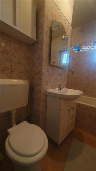 Vanzare 3 camere decomandat- Romancierilor - 1
