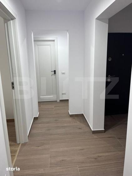 Apartament cu 4 camere decomandat în George Enescu