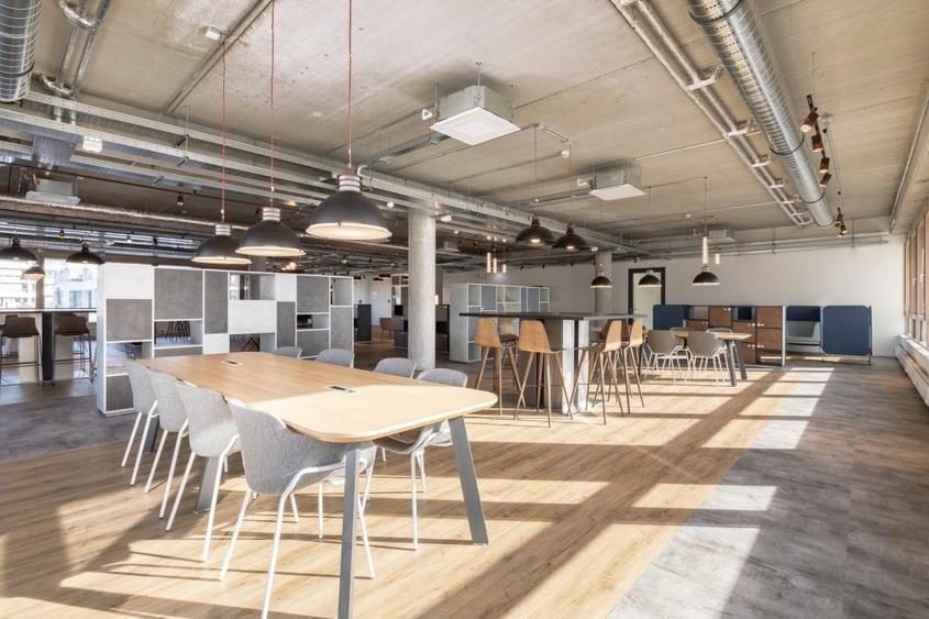 Birou, de 8 mp, în Armeneasca