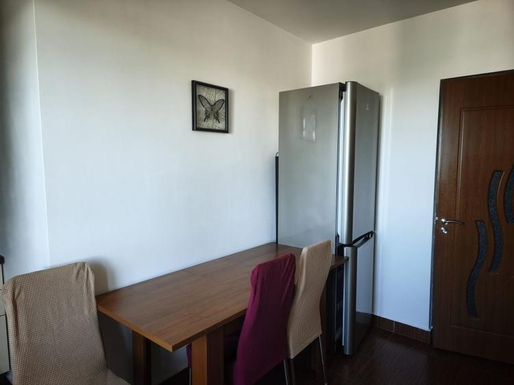 Apartament cu 2 camere decomandat în Spitalului