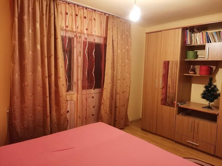 Apartament cu 2 camere semidecomandat, mobilat în Nord