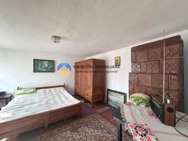 Casă cu 6 camere cu Teren 6329 Mp în Alexandru cel Bun