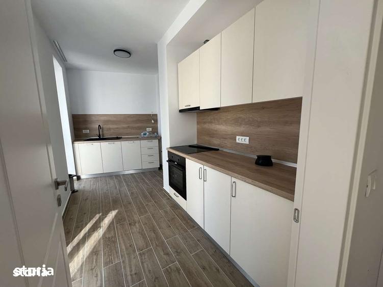 Apartament cu 4 camere în Armeneasca