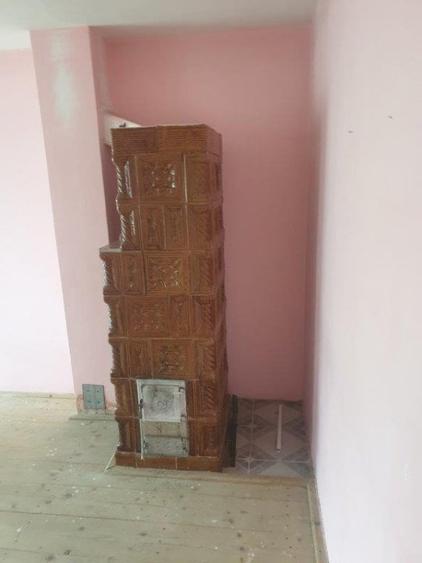 Casă individuală cu 2 camere cu Teren 315 Mp în Adjudu Vechi