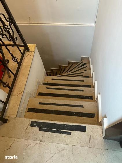 Spațiu comercial, de 130 mp, în Centrul Civic