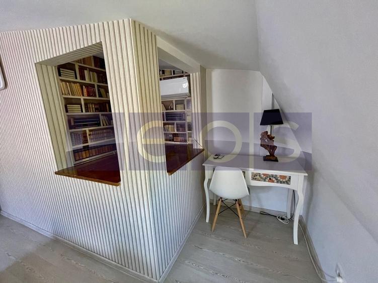 Apartament cu 4 camere semidecomandat, mobilat în P-ța Unirii