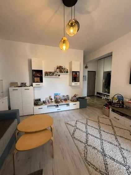 Apartament cu 3 camere, mobilat în Militari