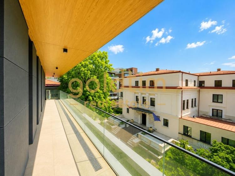 Apartament cu 2 camere semidecomandat, mobilat în Primăverii