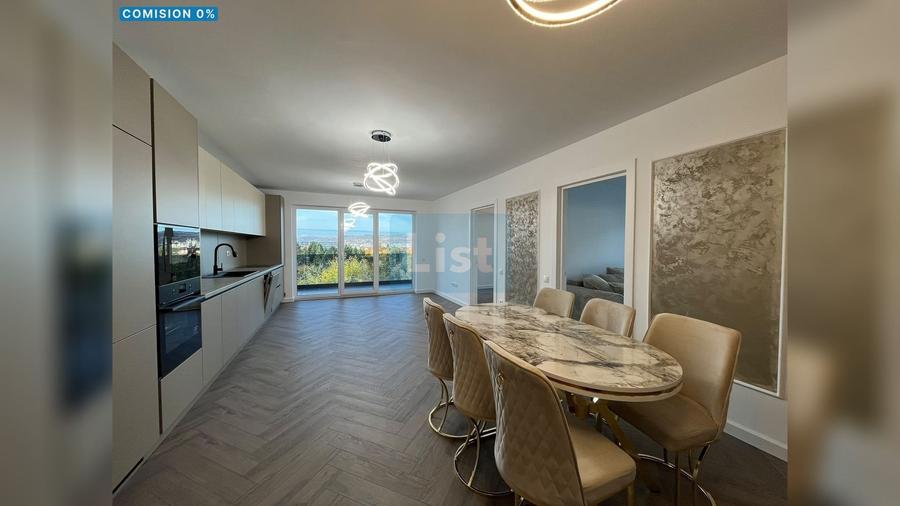 Apartament cu 3 camere semidecomandat în Gheorgheni