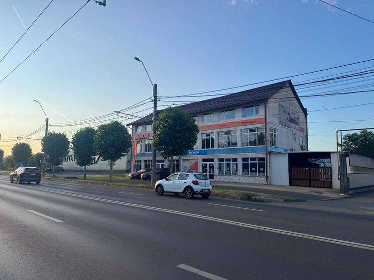 Spatiu 247 mp etaj 1, Bd. Regele Mihai I, vis-a-vis de Dedeman - 2