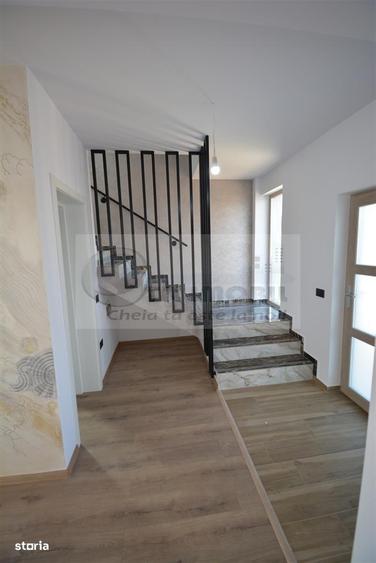Casă cu 4 camere cu Teren 172 Mp în Rediu