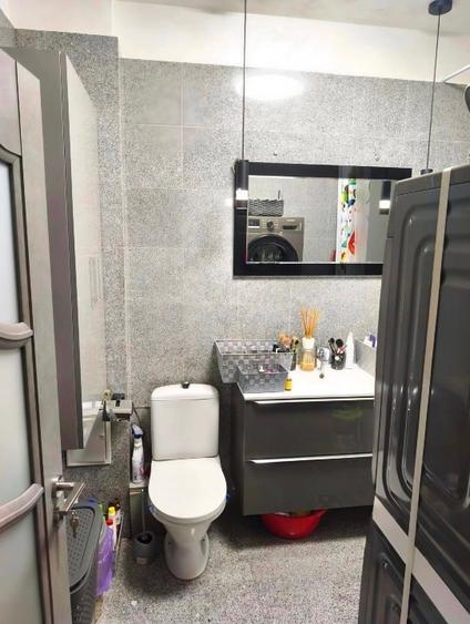 Apartament cu 3 camere, mobilat în Central