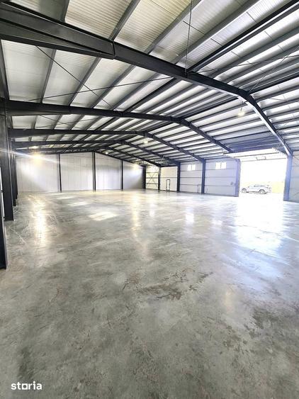 Spațiu comercial, de 1,720 mp, în Nord