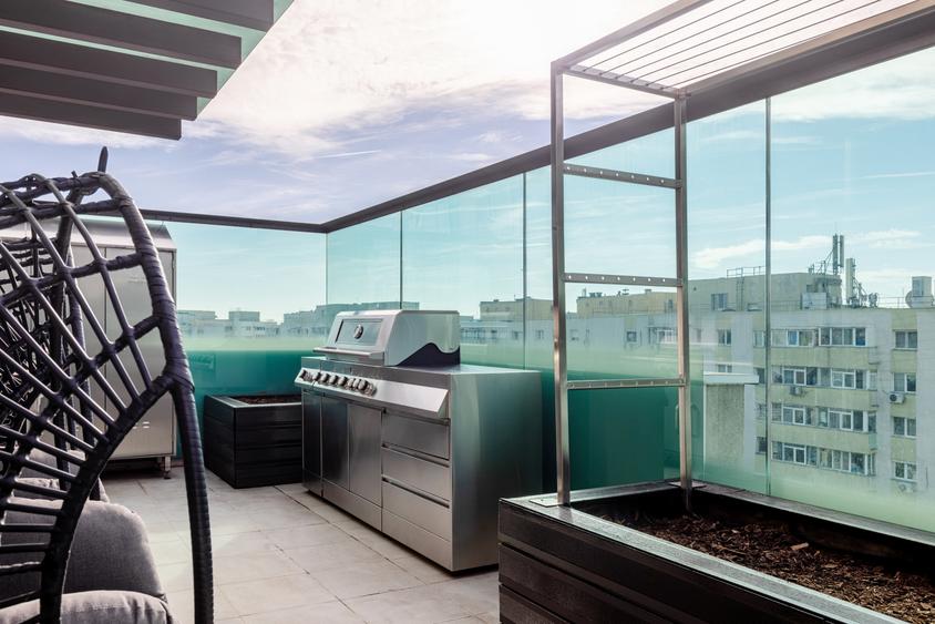 Penthouse cu 4 camere decomandat, mobilat în Lacul Tei