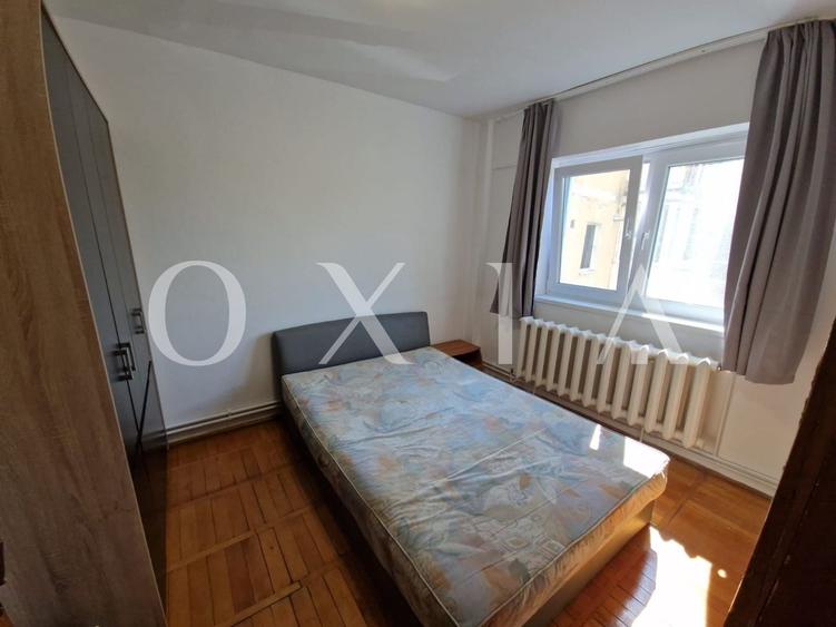 Apartament cu 3 camere decomandat, mobilat în Gheorghe Lazăr
