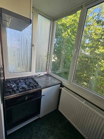 Apartament cu 3 camere decomandat în Lunei