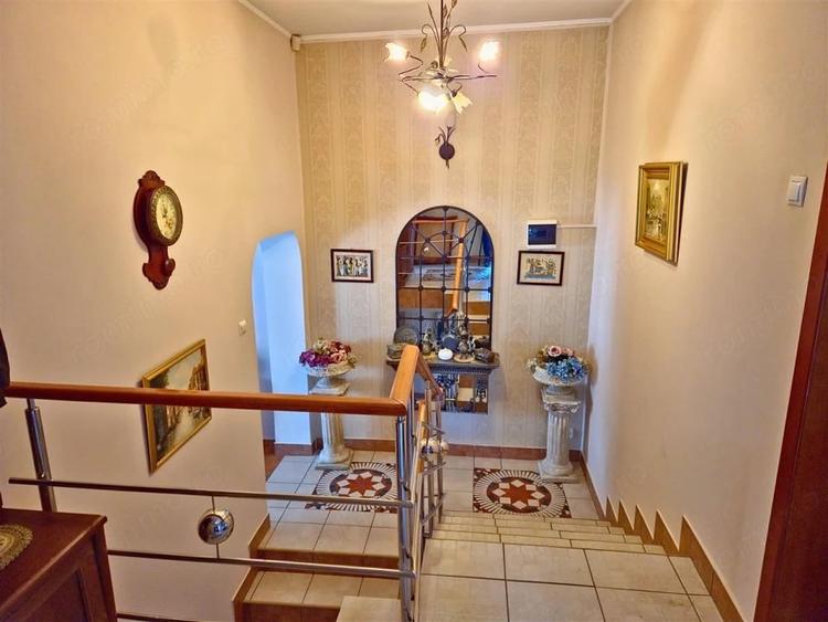 Casă cu Teren 1137 Mp în Căzănești (Râmnicu Vâlcea)