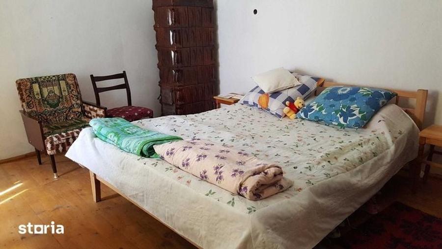 Casă cu 3 camere cu Teren 80 Mp în Central