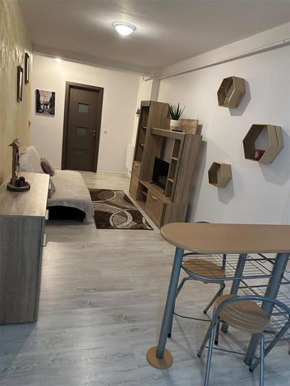 Apartament cu 2 camere decomandat, mobilat în Valea Lupului