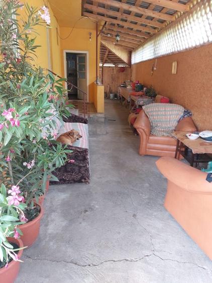 Casă cu 4 camere în Batia
