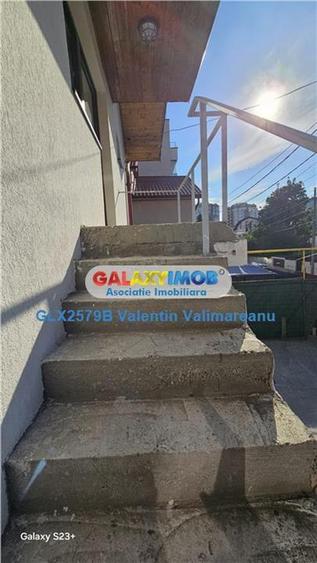 Casă cu 6 camere cu Teren 40 Mp în Vitan