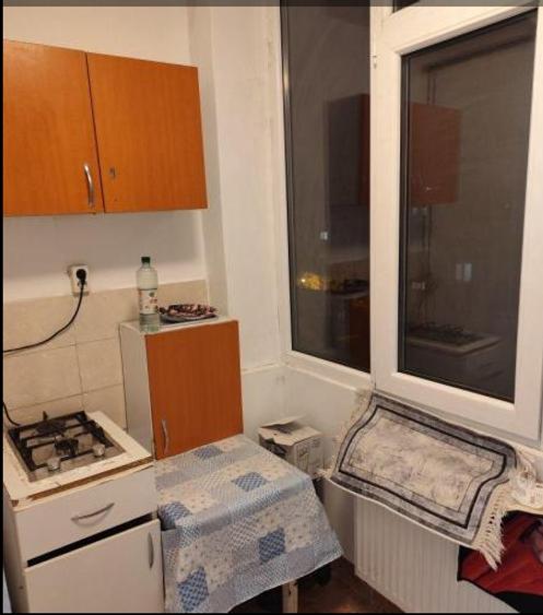 Apartament cu 2 camere decomandat în Km 5