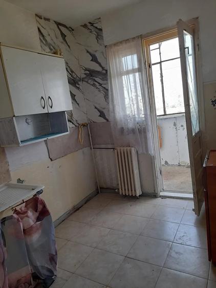 Apartament cu 2 camere decomandat în Mărășești