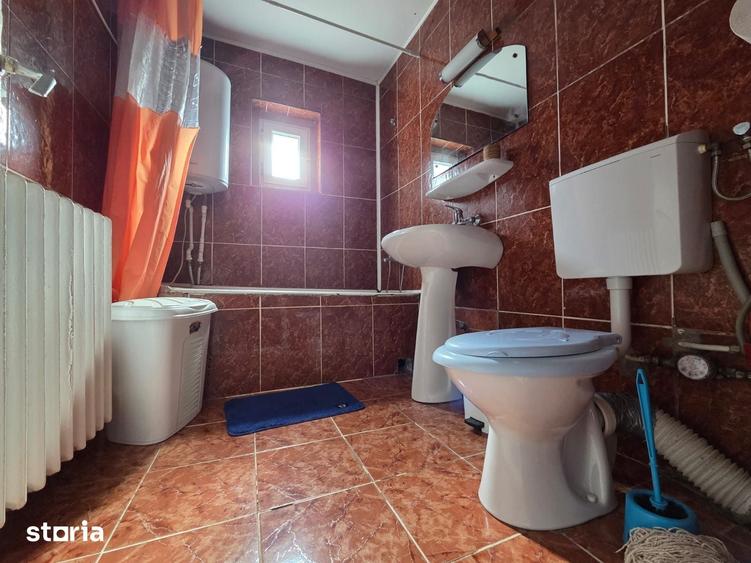 Apartament cu 2 camere decomandat în E3