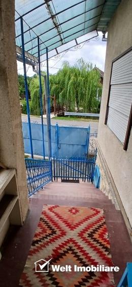 Casă individuală cu 4 camere cu Teren 1315 Mp în Mănăstireni