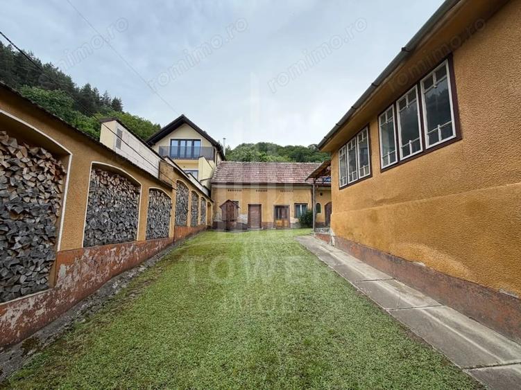 Casă cu 3 camere cu Teren 947 Mp în Tilișca