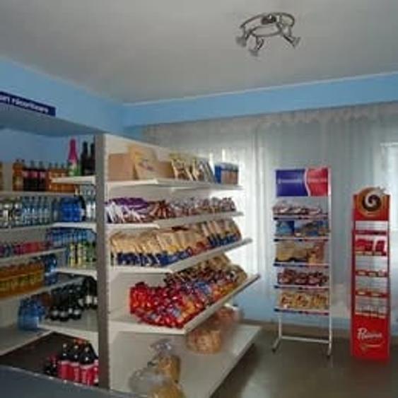 Spațiu comercial, în Pătrăuți