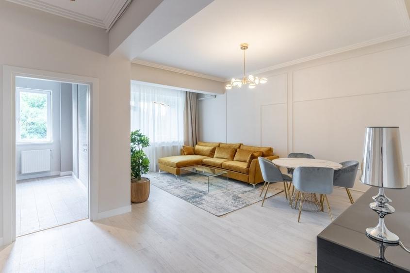 Apartament cu 2 camere decomandat în Aviației — fotografia 3