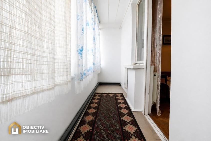 Apartament cu 3 camere decomandat în Dărmănești