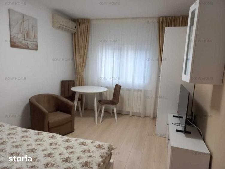 Garsonieră decomandată în Tei