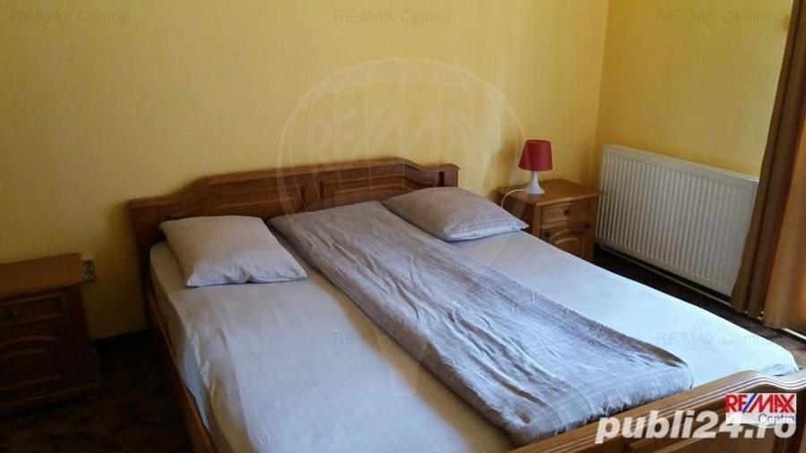 Apartament cu 3 camere decomandat în Poiana Brașov