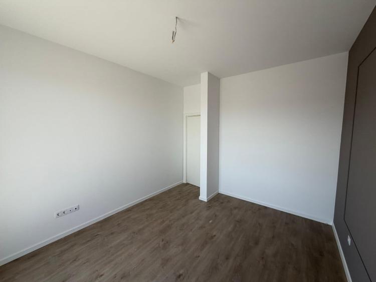 Penthouse de 3 camere, 81 mp, zona Ceta?ii - 1